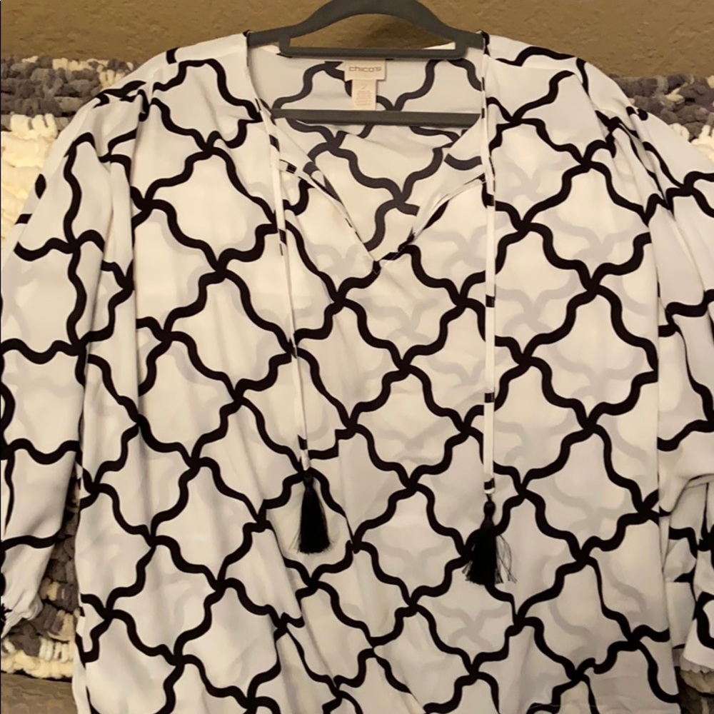 Chico’s B/W blouse